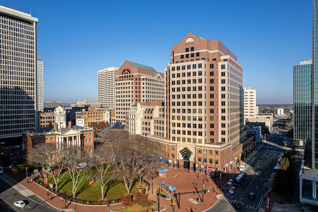 Plus de détails pour 90 State House Sq, Hartford, CT - Plusieurs types d'espaces à louer