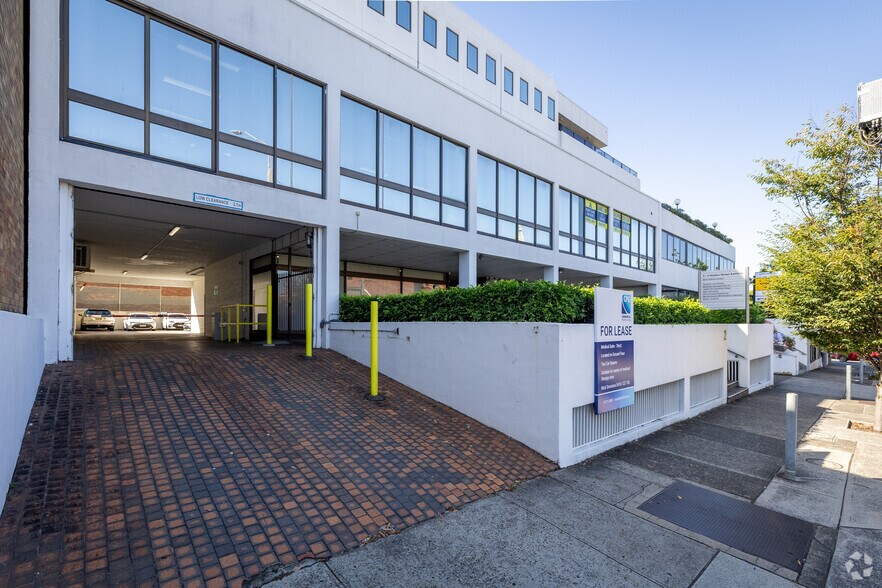 2-4 Holden St, Ashfield à louer - Photo du bâtiment - Image 3 de 5