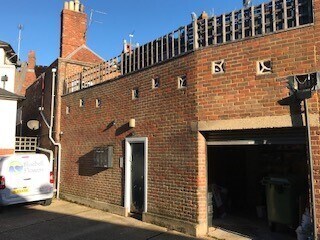 43-45 High St, Newport Pagnell à vendre - Photo du bâtiment - Image 3 de 8