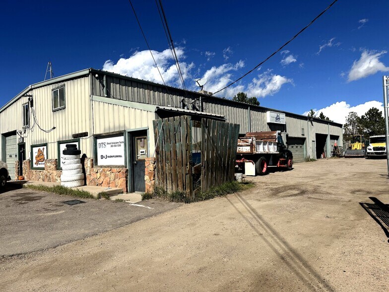 30495 Bryant Dr, Evergreen, CO à vendre - Photo du bâtiment - Image 2 de 12