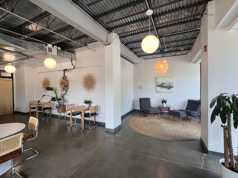 1508 Nw Vivion Rd, Kansas City, MO à louer - Photo du bâtiment - Image 3 de 15