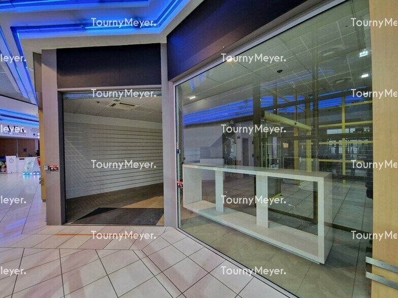 Route De Saint Georges D'Orques, Juvignac for lease - Lobby - Image 3 of 7