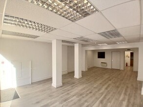 90-91 High St, Huntingdon for lease Interior Photo- Image 2 of 3