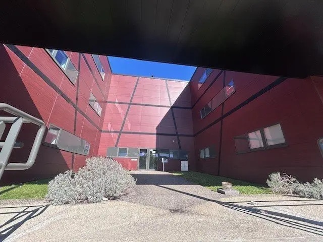 Office in Chalon-sur-Saône for lease - Building Photo - Image 3 of 7