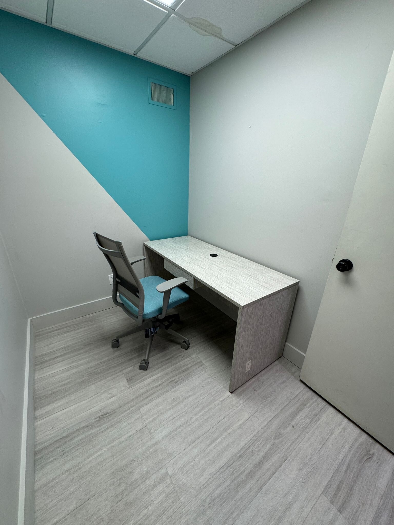 198 Central Ave, East Orange, NJ à louer Photo intérieure- Image 1 de 1