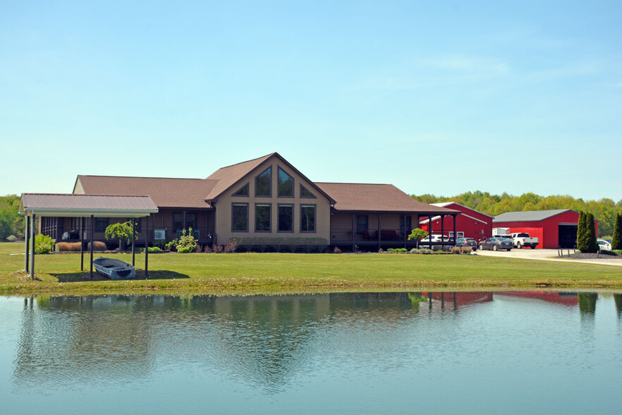 5689 Loveland Rd, Jefferson, OH for sale - Building Photo - Image 1 of 18