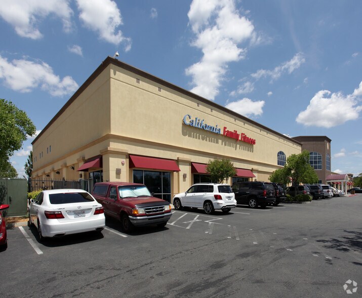 2169 Sunset Blvd, Rocklin, CA à louer - Photo du bâtiment - Image 2 de 6