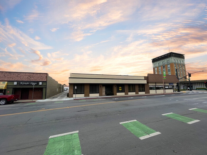 4-10 W Alisal St, Salinas, CA for lease - Building Photo - Image 3 of 11