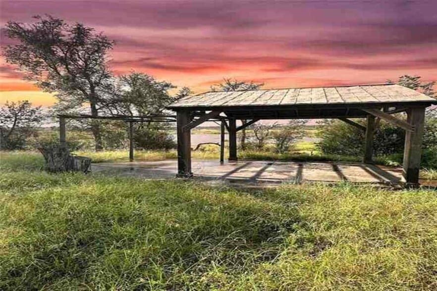 29 Chimney Cove dr, Marble Falls, TX for sale - Building Photo - Image 1 of 17