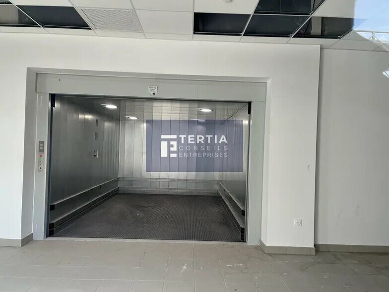 Industrial in Montpellier for lease - Interior Photo - Image 2 of 6