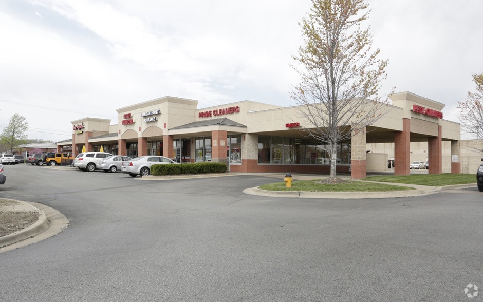 14319-14391 Metcalf Ave, Overland Park, KS for lease - Building Photo - Image 2 of 12