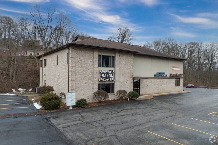 2750 Golden Mile Hwy, Pittsburgh, PA à vendre - Photo principale - Image 1 de 4