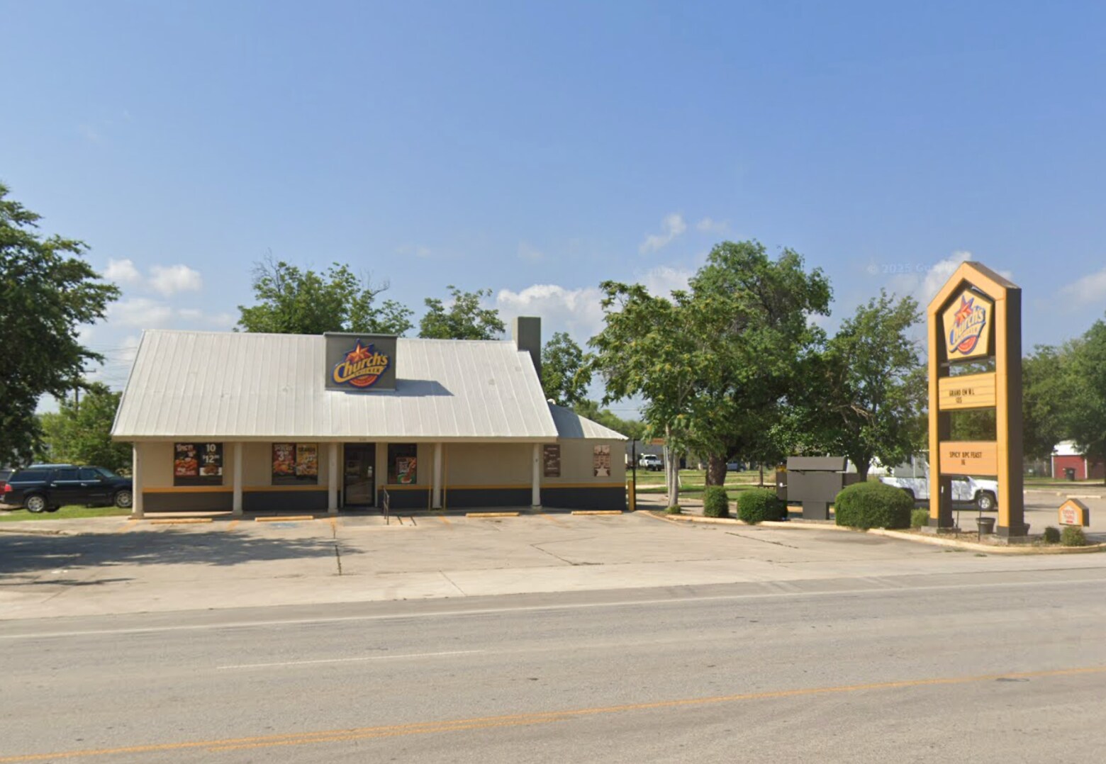 2101 19th St, Hondo, TX à louer Photo du bâtiment- Image 1 de 8