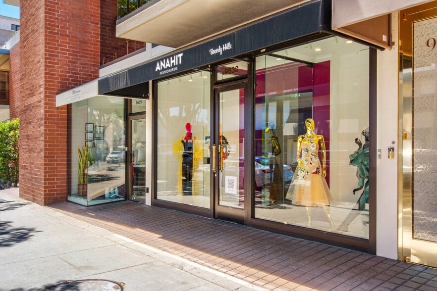 9625-9647 Brighton Way, Beverly Hills, CA for lease - Building Photo - Image 2 of 26