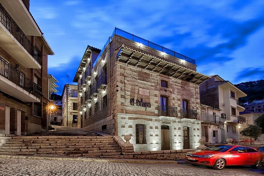 Services hôteliers dans El Hoyo de Pinares, Ávila à vendre - Photo intérieure - Image 2 de 30