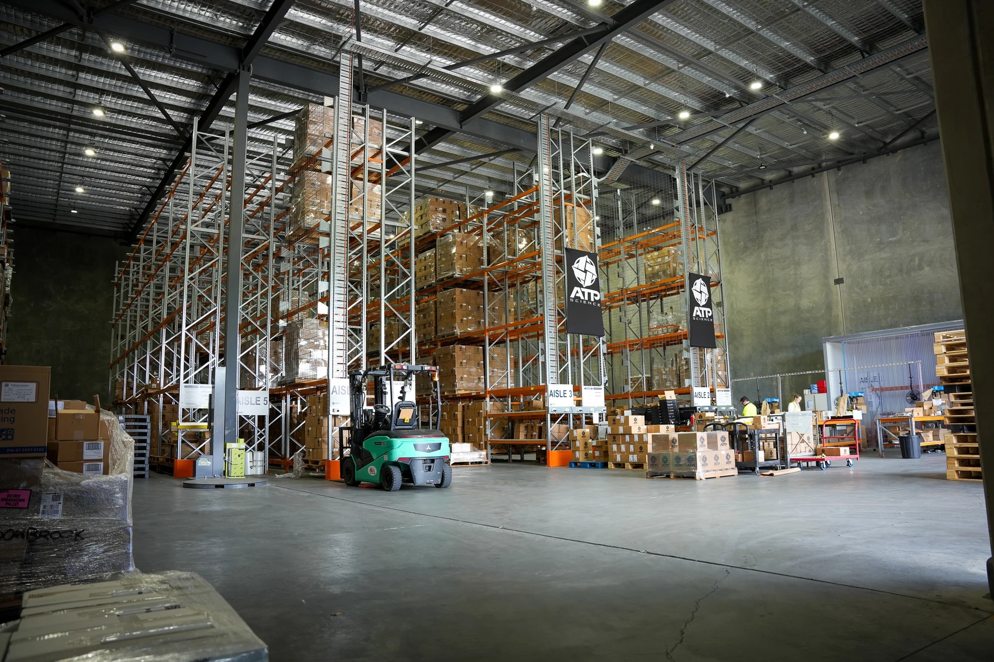 63-69 Meakin Rd, Meadowbrook for lease Interior Photo- Image 1 of 7