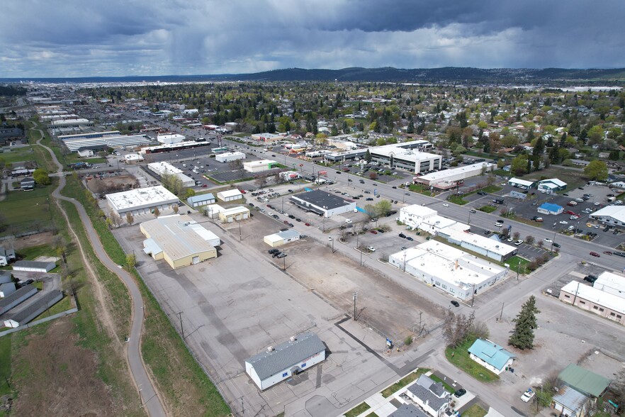 11720 E 1st Ave, Spokane Valley, WA for sale - Building Photo - Image 1 of 4