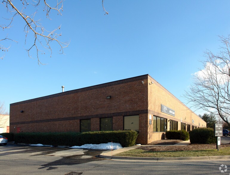 9201-9225 Hampton Overlook, Capitol Heights, MD à louer - Photo du bâtiment - Image 3 de 10