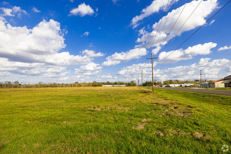 8458 FM 1960 Rd, Dayton, TX à vendre - Photo principale - Image 1 de 1