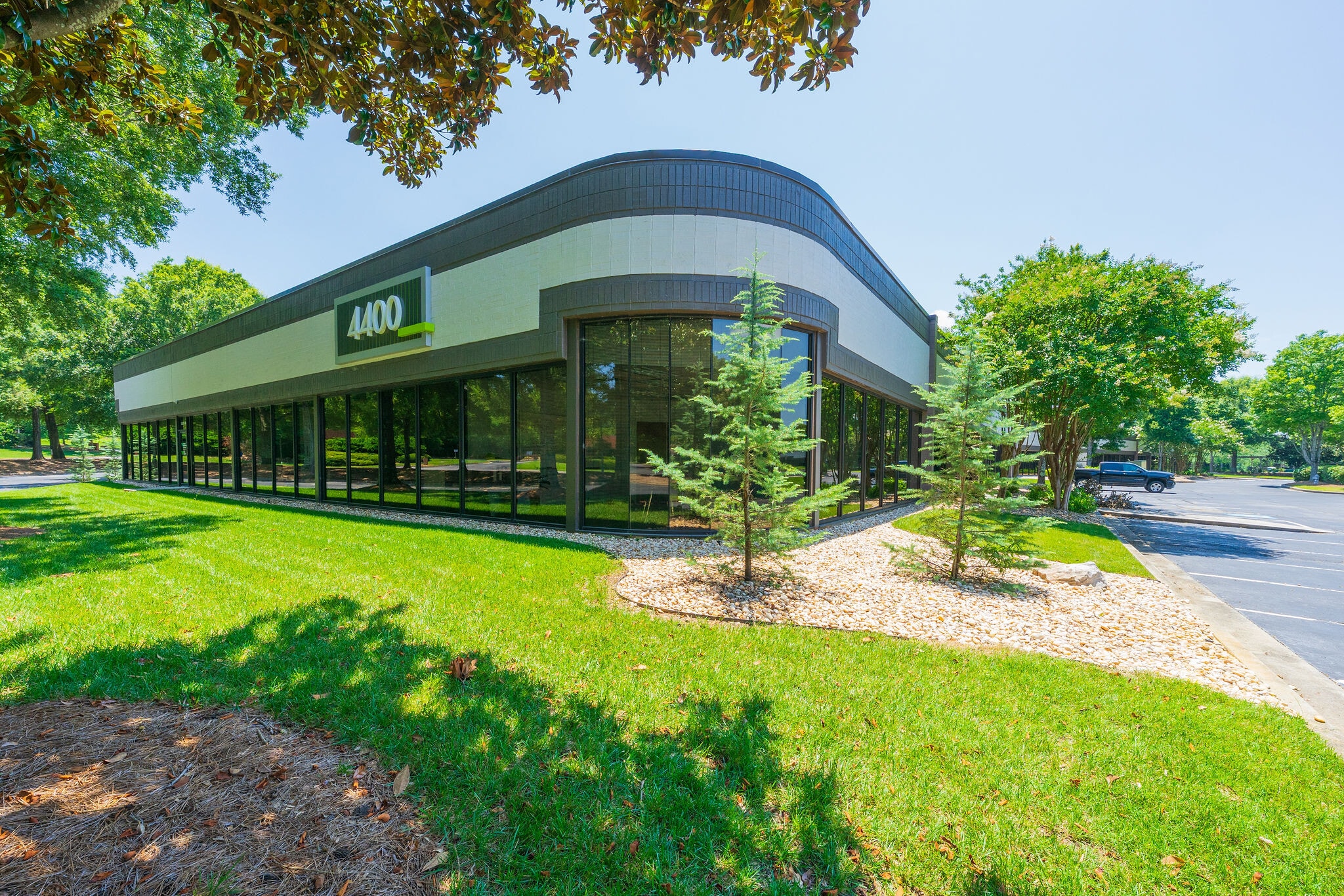 4450 River Green Pky, Duluth, GA for lease Building Photo- Image 1 of 9