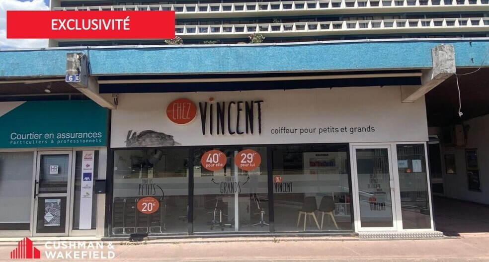 Commerce de détail dans Rennes à louer - Photo du bâtiment - Image 1 de 4