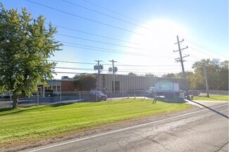 Plus de détails pour 1001 Aucutt Rd, Montgomery, IL - Industriel à vendre