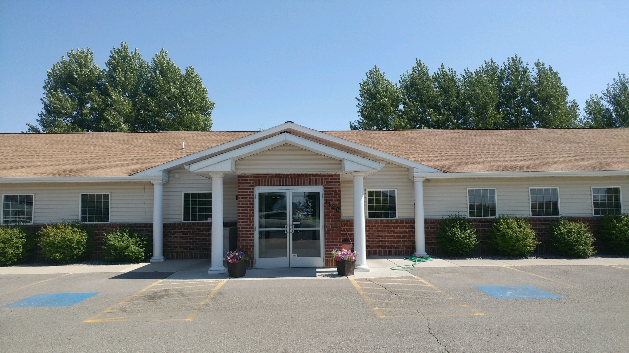 1120 Stocks Ave, Rexburg, ID à vendre Photo du bâtiment- Image 1 de 1