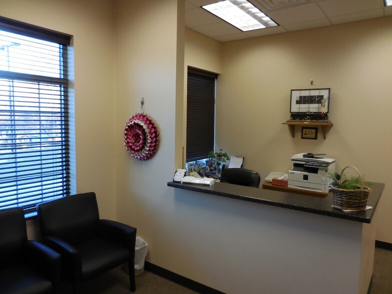 5640 S 84th St, Lincoln, NE à louer - Photo intérieure - Image 2 de 12