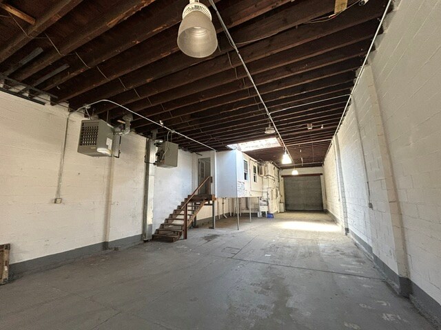 23-89 48th St, Astoria, NY à vendre - Photo du bâtiment - Image 2 de 6