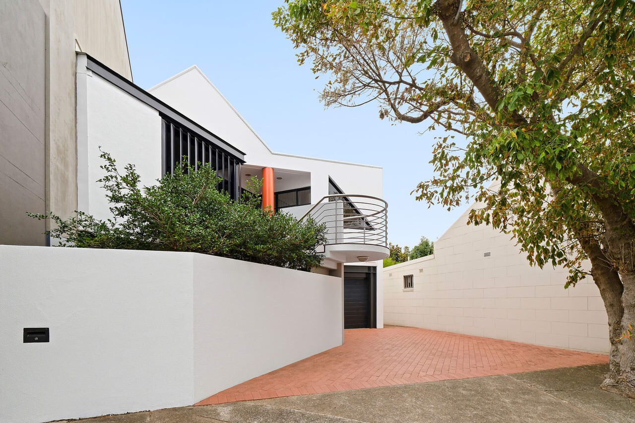 28 Isabella St, Queens Park for lease Building Photo- Image 1 of 6