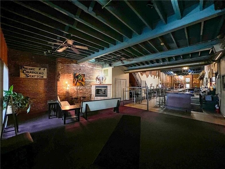 118 N Main St, Butler, PA à vendre - Photo intérieure - Image 2 de 40