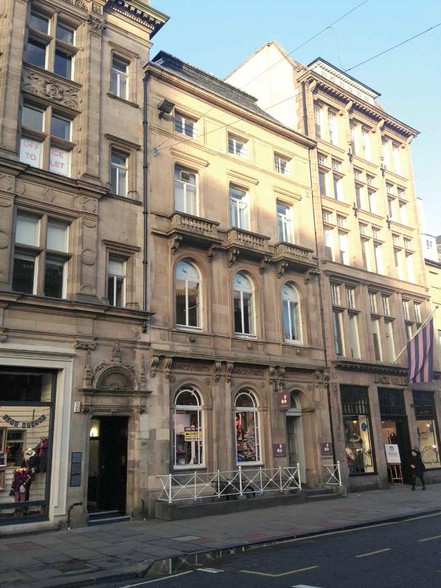 67 George St, Edinburgh à louer - Photo du bâtiment - Image 3 de 4