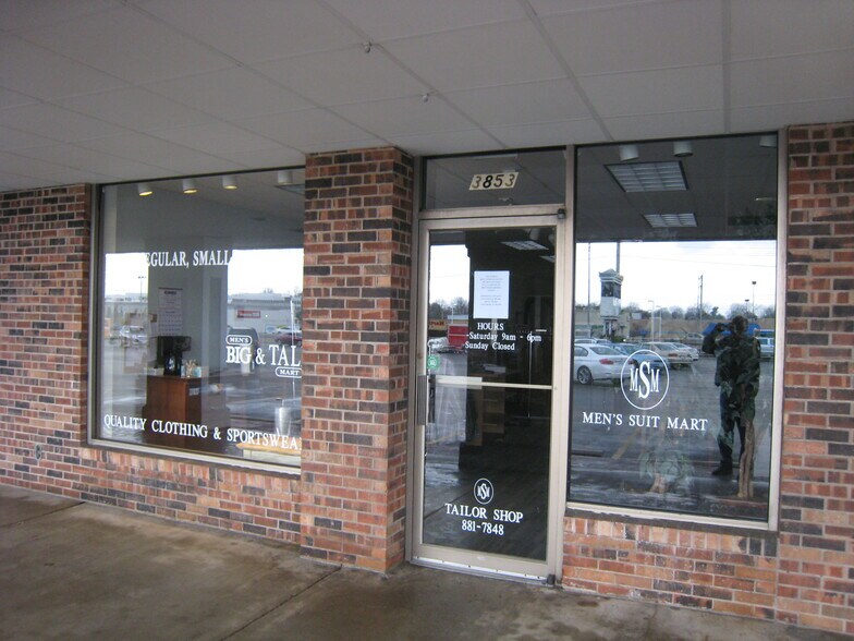 3800-3900 S Campbell Ave, Springfield, MO à louer - Photo du bâtiment - Image 2 de 27