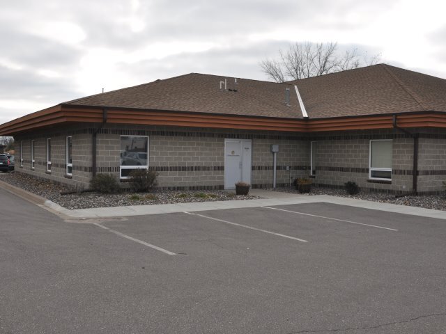 104 Marty Dr, Buffalo, MN for sale - Building Photo - Image 1 of 1