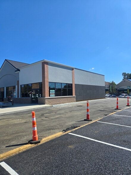 179 Linwood Ave, Colchester, CT à louer - Photo du bâtiment - Image 2 de 7