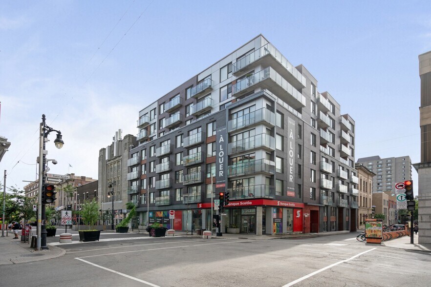900 Rue Sainte-Catherine E, Montréal, QC à louer - Photo du bâtiment - Image 2 de 6