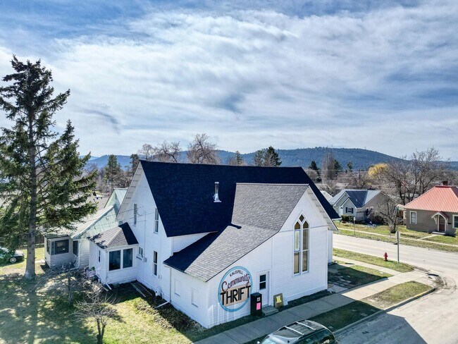 Plus de détails pour 203 5th Ave W, Kalispell, MT - Commerce de détail à vendre