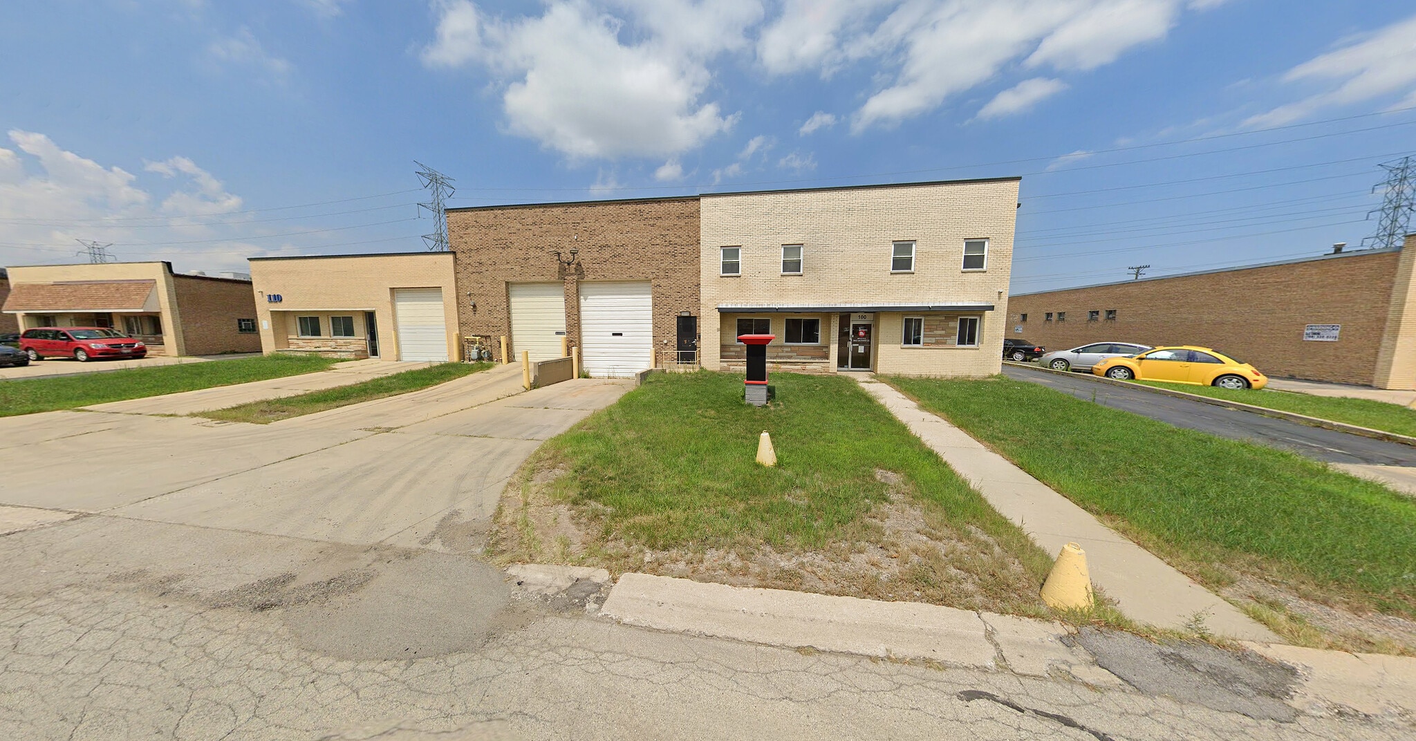 100-110 W Fay St, Addison, IL for lease Primary Photo- Image 1 of 8