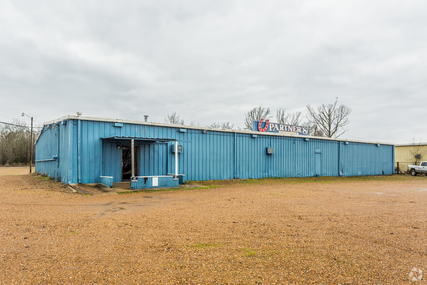 2591 Sunset Dr, Grenada, MS for sale - Primary Photo - Image 1 of 1