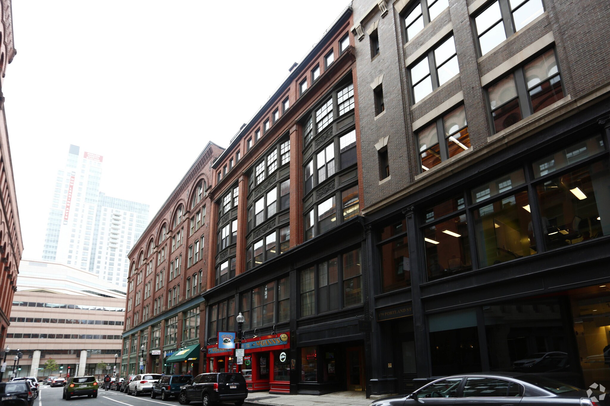197-201 Portland St, Boston, MA à louer Photo du bâtiment- Image 1 de 2