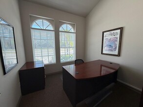 1361 Royal Palm Square Blvd, Fort Myers, FL for lease Interior Photo- Image 2 of 8