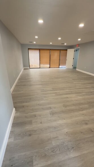 100 Lake Shore Dr, Altamonte Springs, FL à louer - Vidéo sur l’inscription commerciale - Image 2 de 13