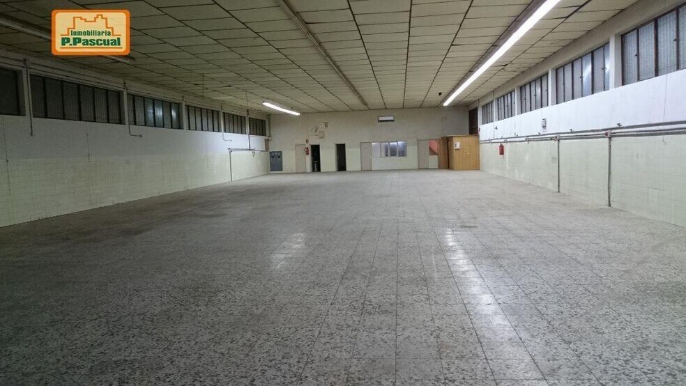 Industrial in Elche for sale - Interior Photo - Image 1 of 10