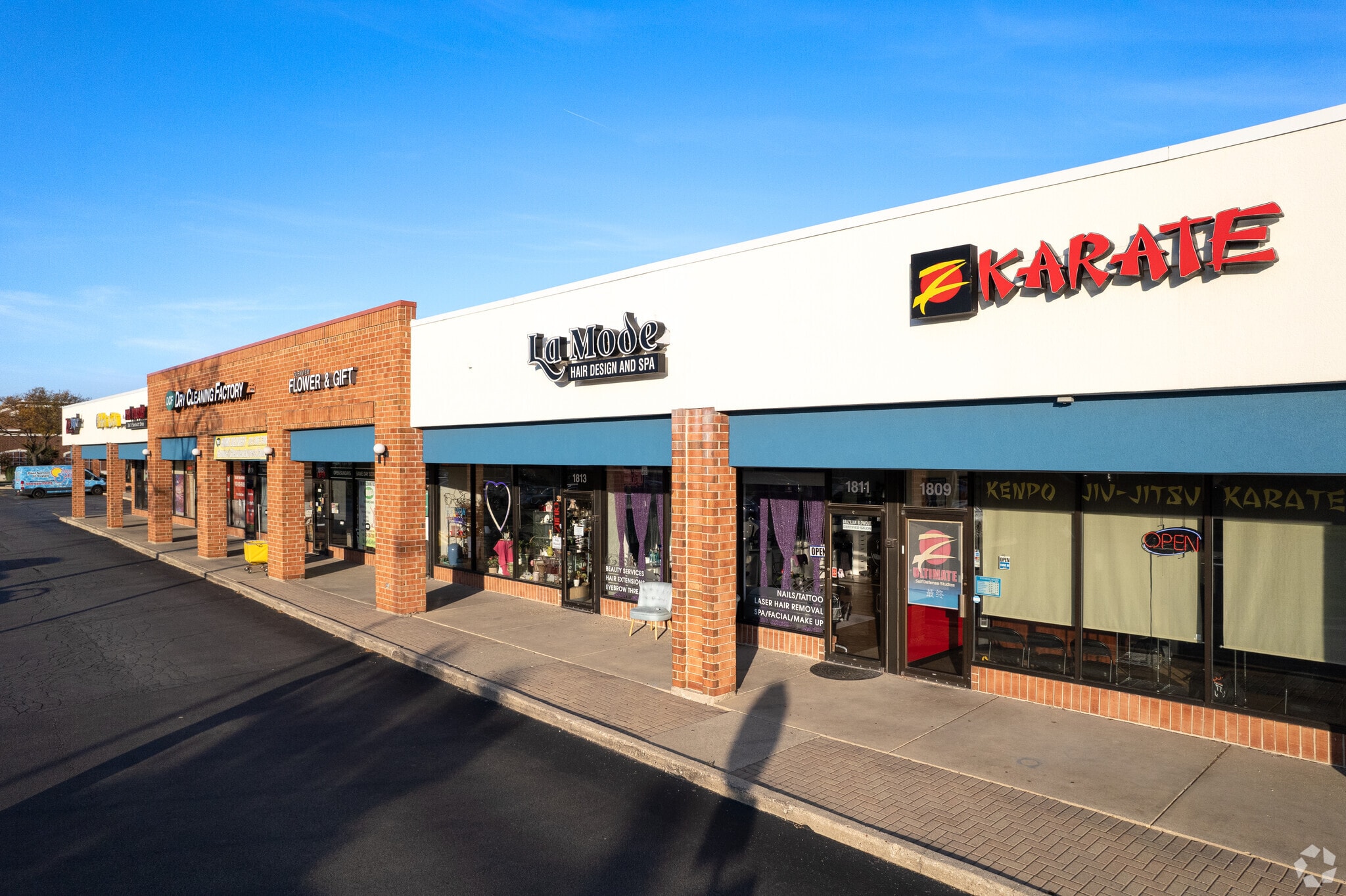 1803-1837 Waukegan Rd, Glenview, IL for lease Primary Photo- Image 1 of 16