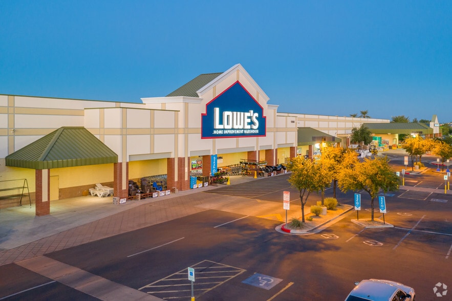 W Grand Ave, Surprise, AZ à louer - Photo du bâtiment - Image 2 de 8