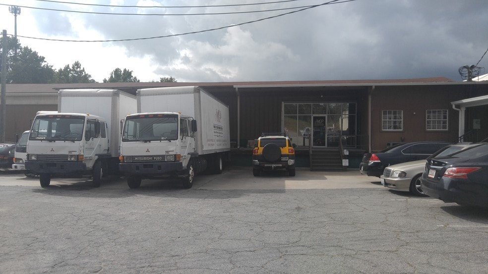 10 Dooley Ave, Savannah, GA for lease - Building Photo - Image 2 of 15