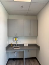 906 Cirby Way, Roseville, CA à louer Photo intérieure- Image 2 de 9