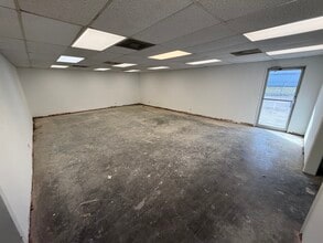 5325 Glenmont Dr, Houston, TX à louer Photo intérieure- Image 2 de 7