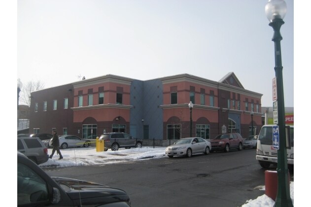231 Walton St, Syracuse, NY à vendre - Photo du bâtiment - Image 3 de 30