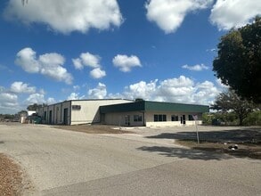 7904 Interstate Ct, North Fort Myers, FL for lease Building Photo- Image 1 of 12